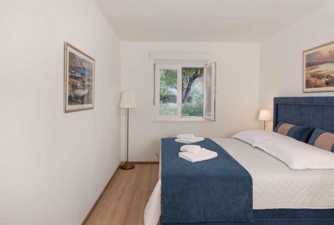 Villa Village Idylle With Heated Pool, Sauna, Jacuzzy And Private Parking Sukošan エクステリア 写真